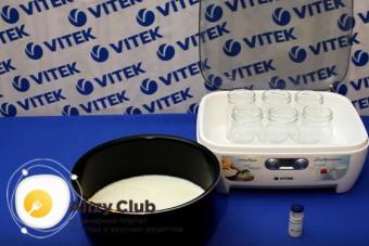 Ako si vyrobiť domáci jogurt v elektrickom jogurtovači